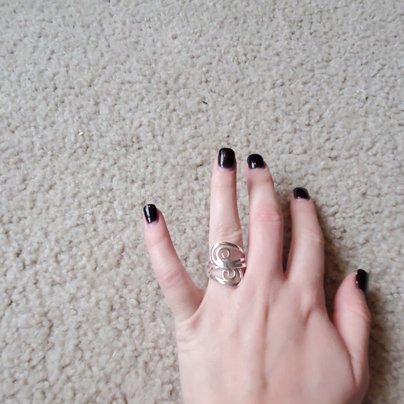 Ring - Picture 2 of 2